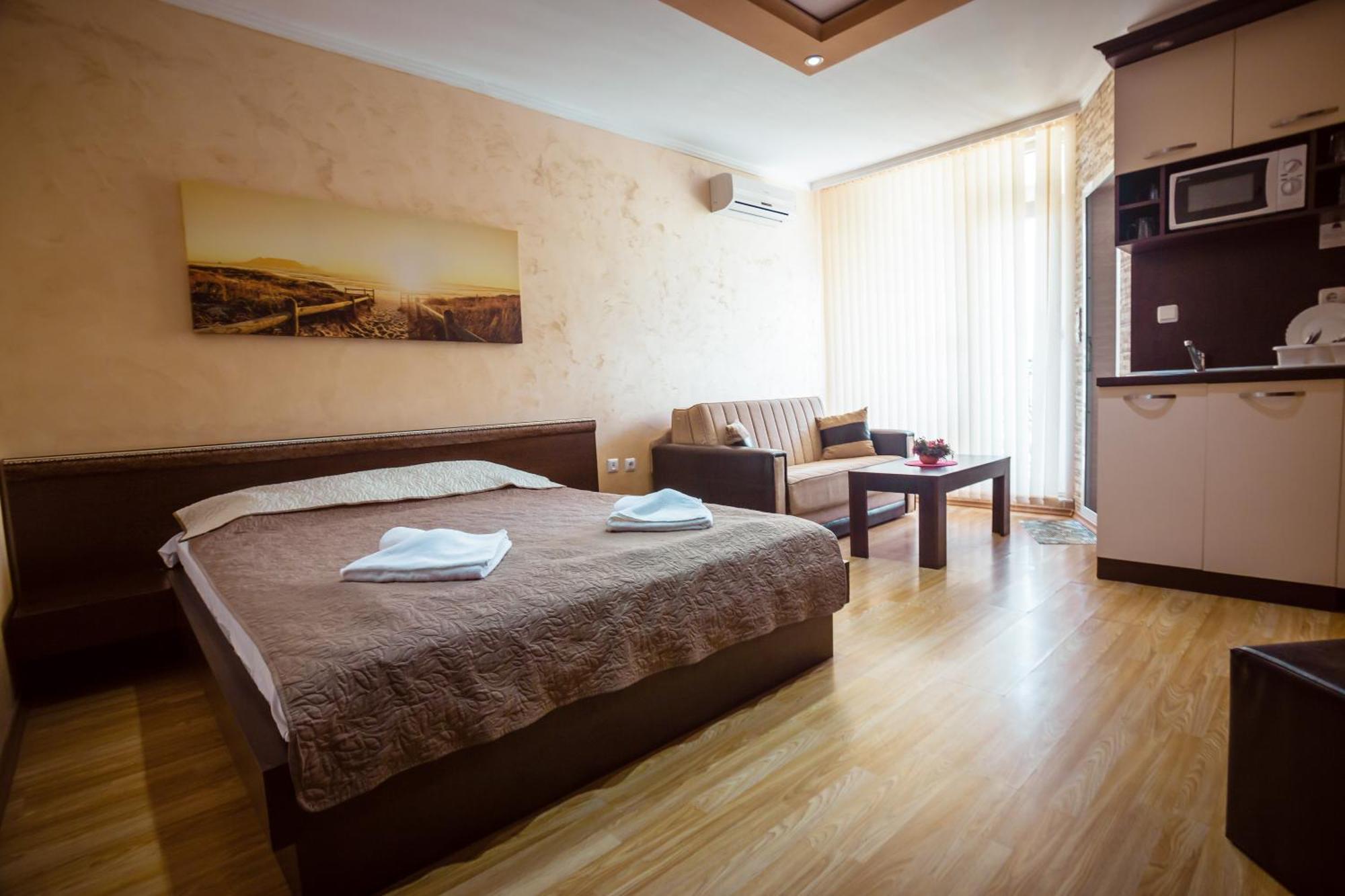 Biato Apartments Sluneční pobřeží Exteriér fotografie